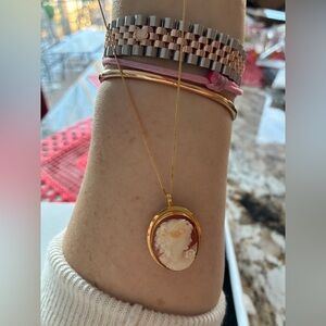 Ross Simon’s new! 14k Gold chain 18k Cameo Pendant / brooch Necklace with box